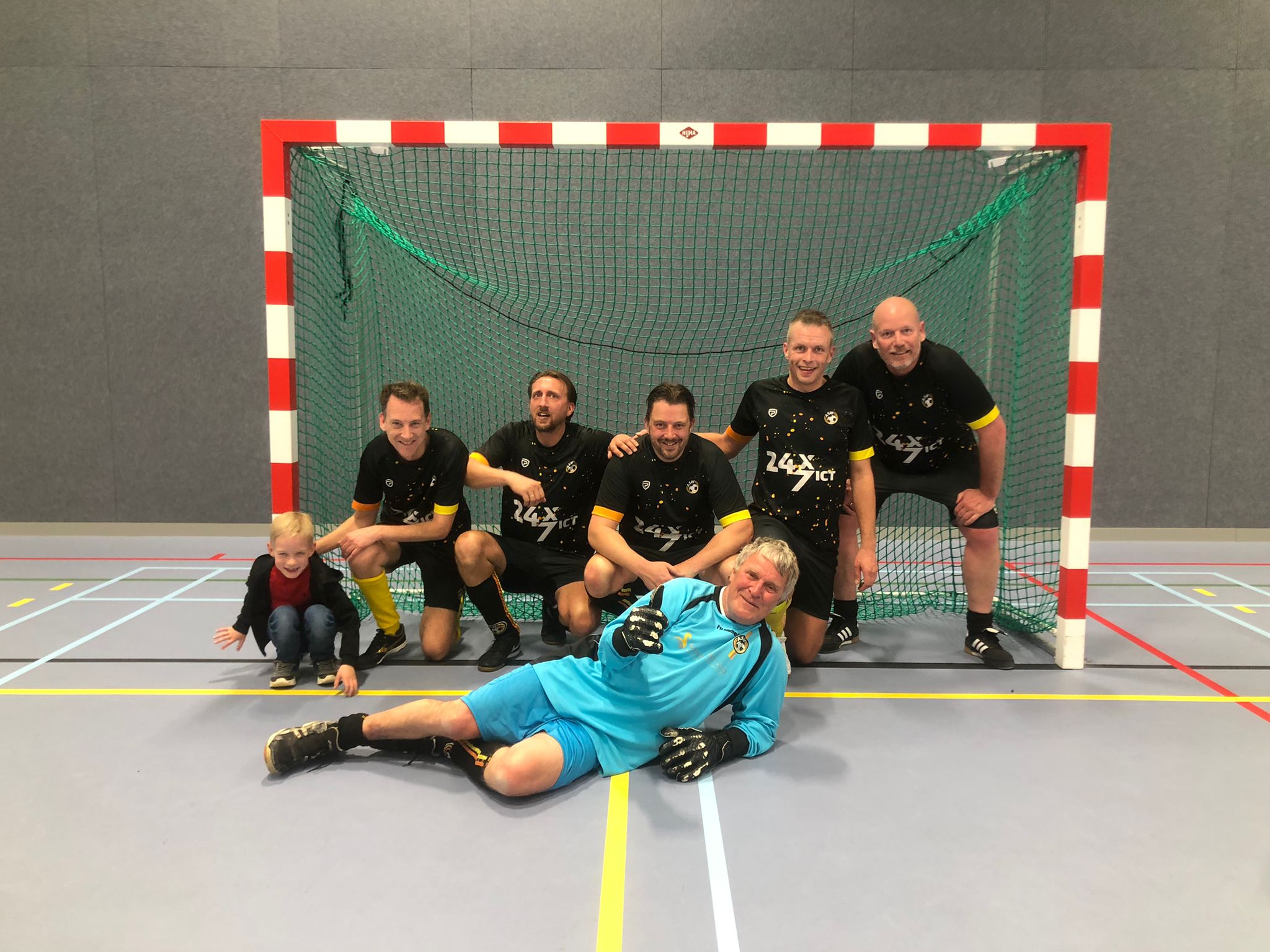 Mijlpaal voor Cor de Vlieg.