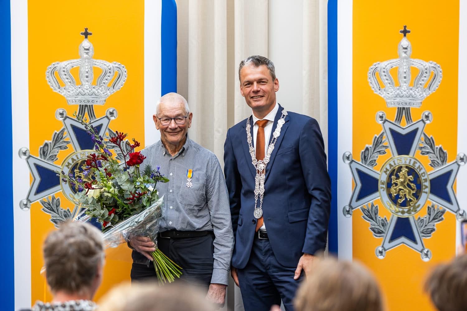 Koninklijke onderscheiding voor Joop van der Lans!